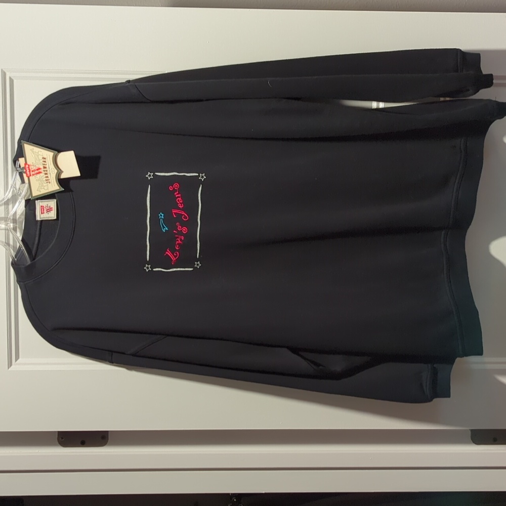 Levi's black sweatshirt with logo embroidered - NWT